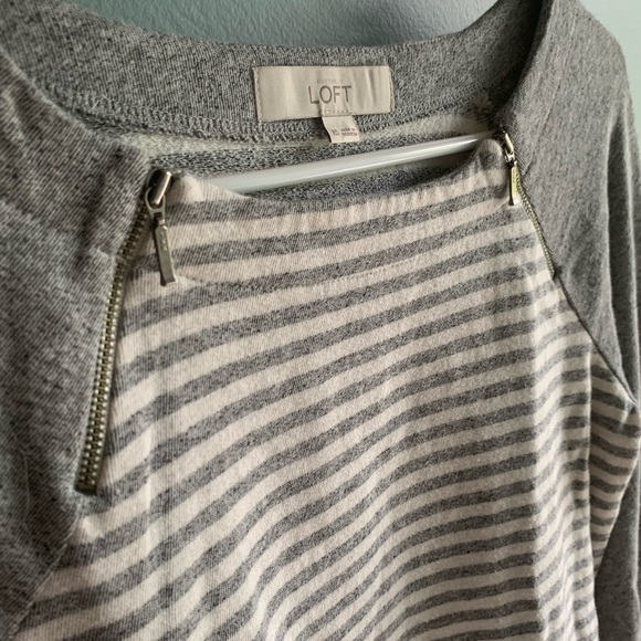 Loft Striped Lightweight Sweatshirt Gray Extra Small - Picture 2 of 6